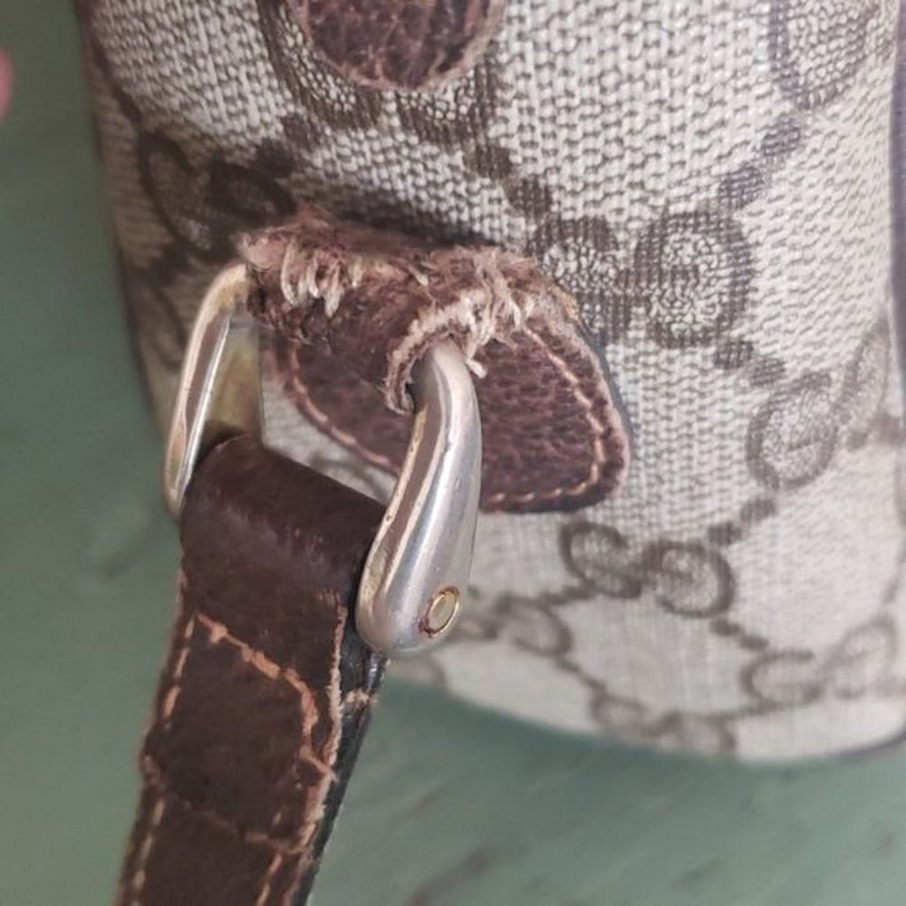 Vintage Gucci Sherry Monogram Ophidia Supreme Camera Crossbody Bag - Picture 6 of 13
